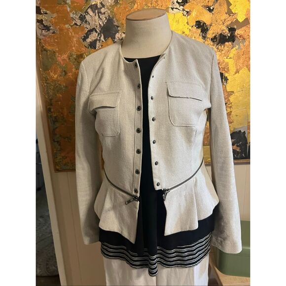 Cabi style# 205 Black & White Zip Line Peplum Jacket 8 - Picture 3 of 9